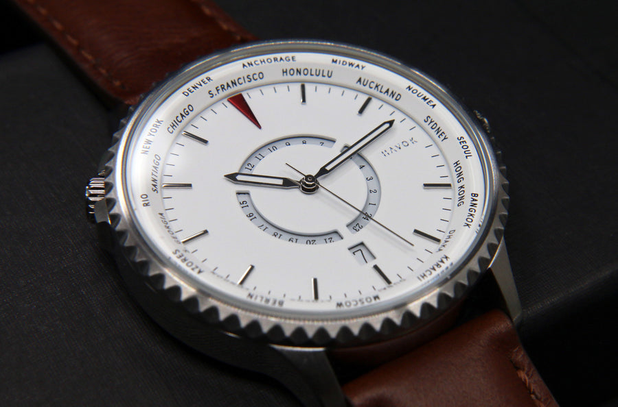 CLOUD WHITE WORLD TRAVELLER - 42MM